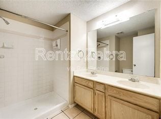 Foto del edificio - 1820 Whispering Cove Trail