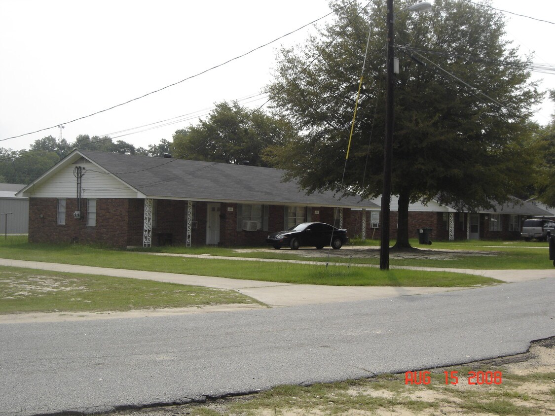 Building Photo - 1216 Hale St