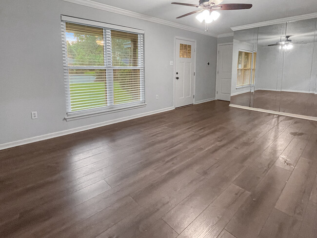 Formal Dining Room - 238 Maxine Dr