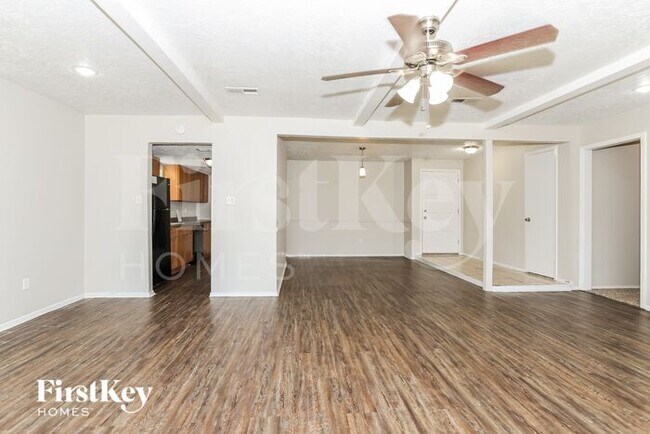 Building Photo - 22519 Rockgate Dr