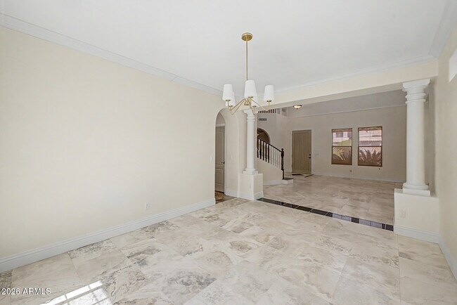 Building Photo - 2737 W Glenhaven Dr