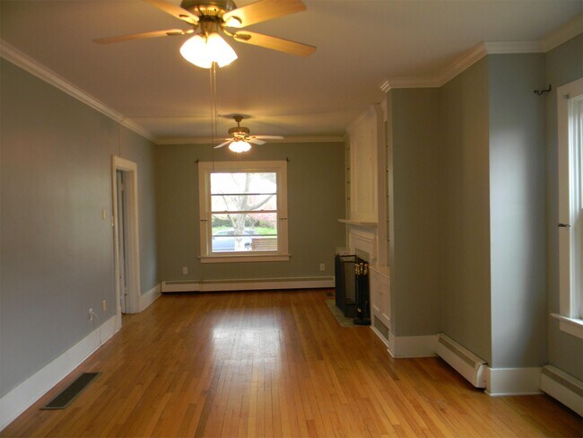 Foto del edificio - 1425 Bessie St