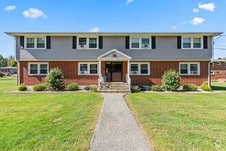 Building Photo - Manor Grove Apartments Groveland