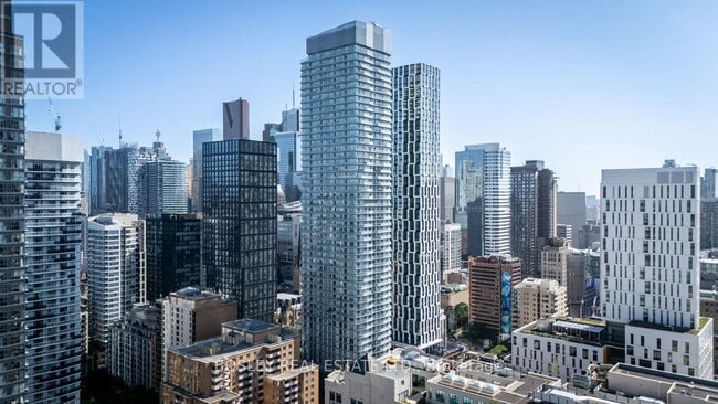 Building Photo - 100 Dalhousie St