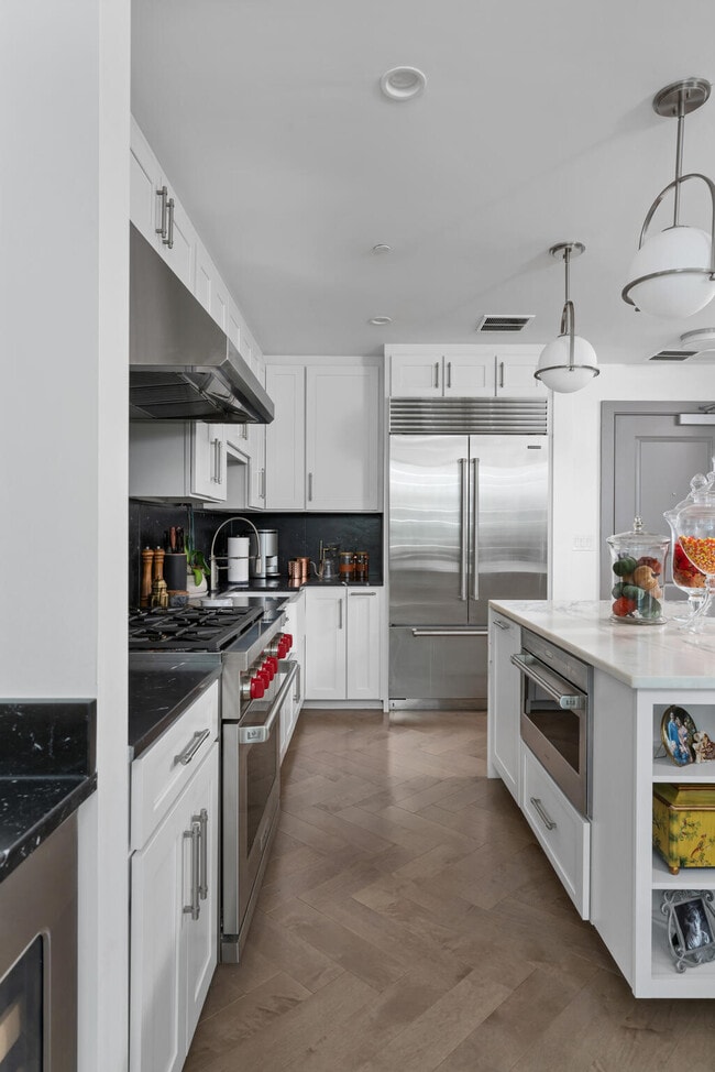 Photo - 1616 West End Ave Apartment