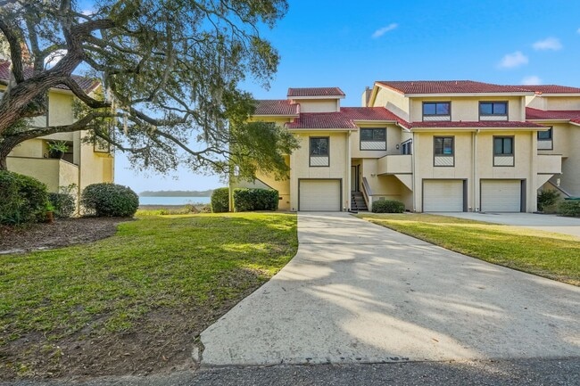 Building Photo - Premier Marina Cove end unit!!   Coastal Lifestyle at its BEST!!