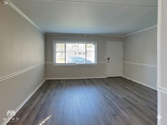 Foto del edificio - 4035 Breton St