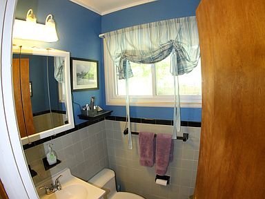 Foto del edificio - 309 Cedar Ln