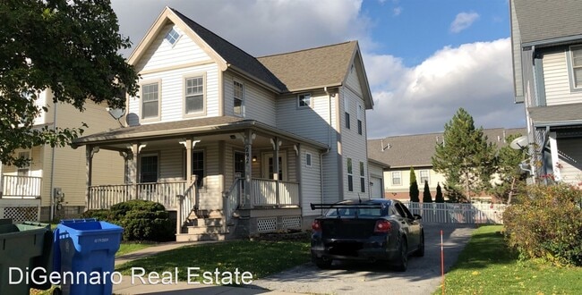 Building Photo - 3 br, 1.5 bath House - 292 Troup St Single