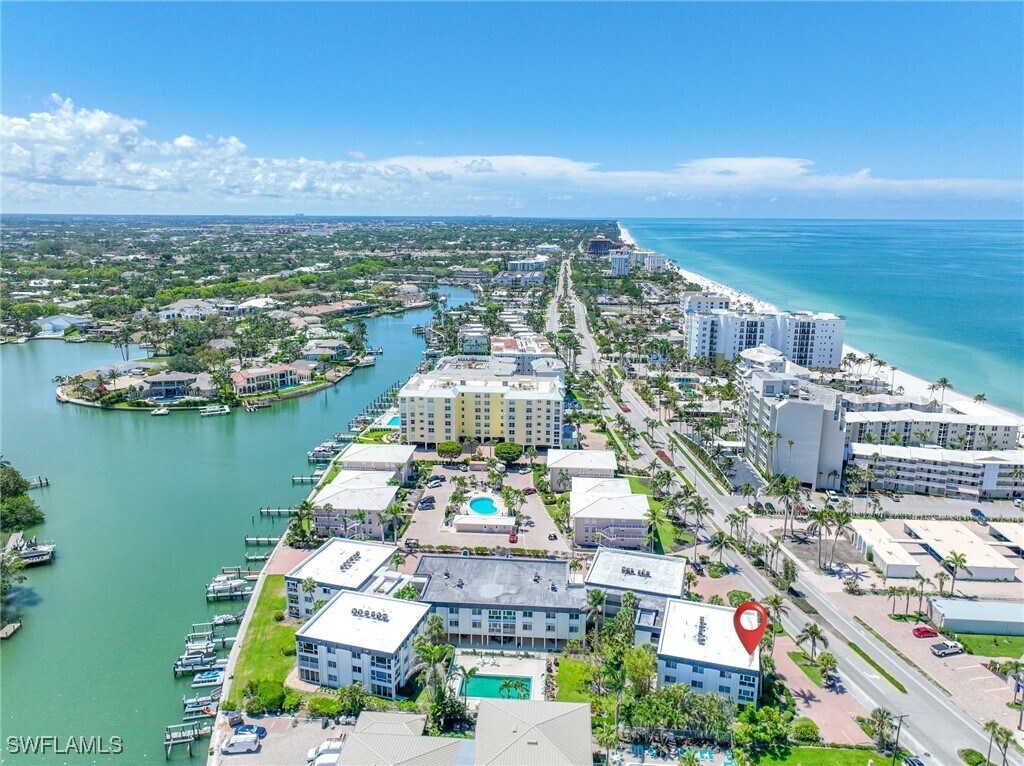 Foto del edificio - 1930 Gulf Shore Blvd N