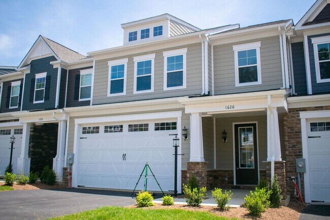Building Photo - 1626 Koch Court - BRAND NEW Villa Home!