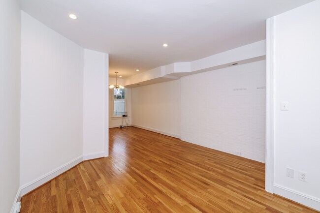 Foto del edificio - 314 14th Pl NE