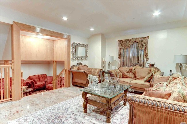 Foto del edificio - 218-39 Sawyer Ave