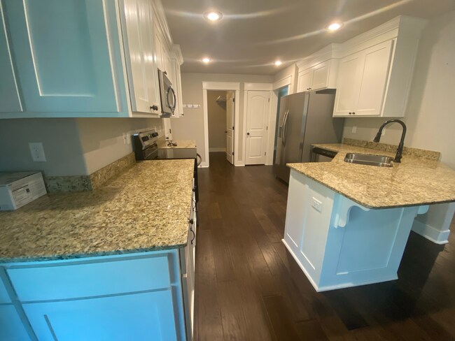 Building Photo - 3 Bed, 2 bath home for rent in Bella Vista!
