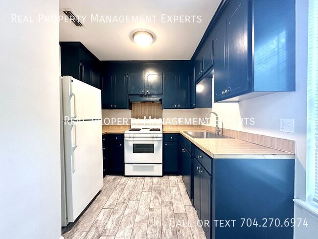 Photo - 6850 Delta Lake Dr House