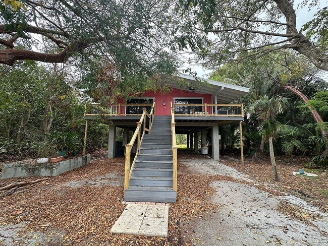 Foto del edificio - 30436 Poinciana Rd