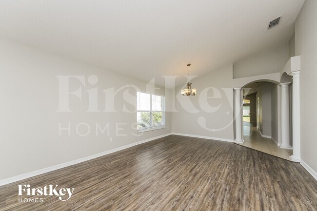 Foto del edificio - 5219 Alavista Dr