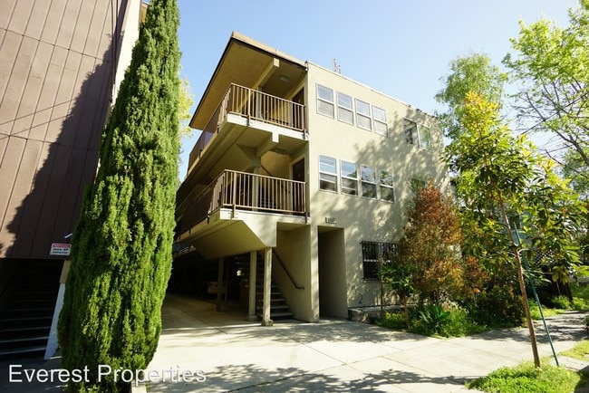 Building Photo - 2025 Francisco St