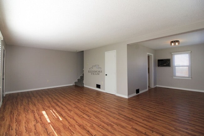 Foto del edificio - 3 Bedroom, 1 Bath Duplex in Richland