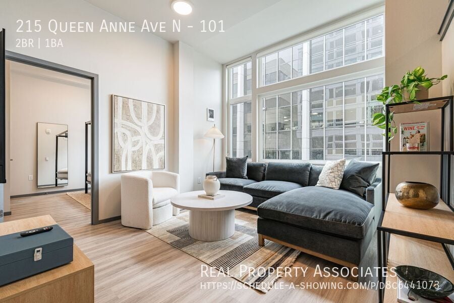215 Queen Anne Ave N, Seattle, WA 98109 House Rental in Seattle, WA