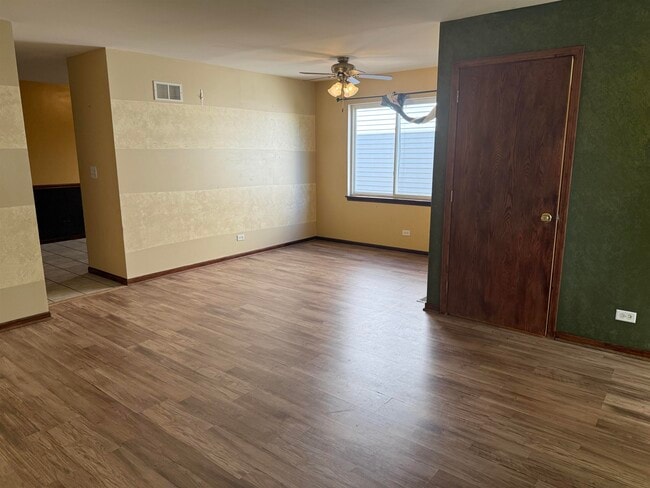Building Photo - 510 Timber Dr