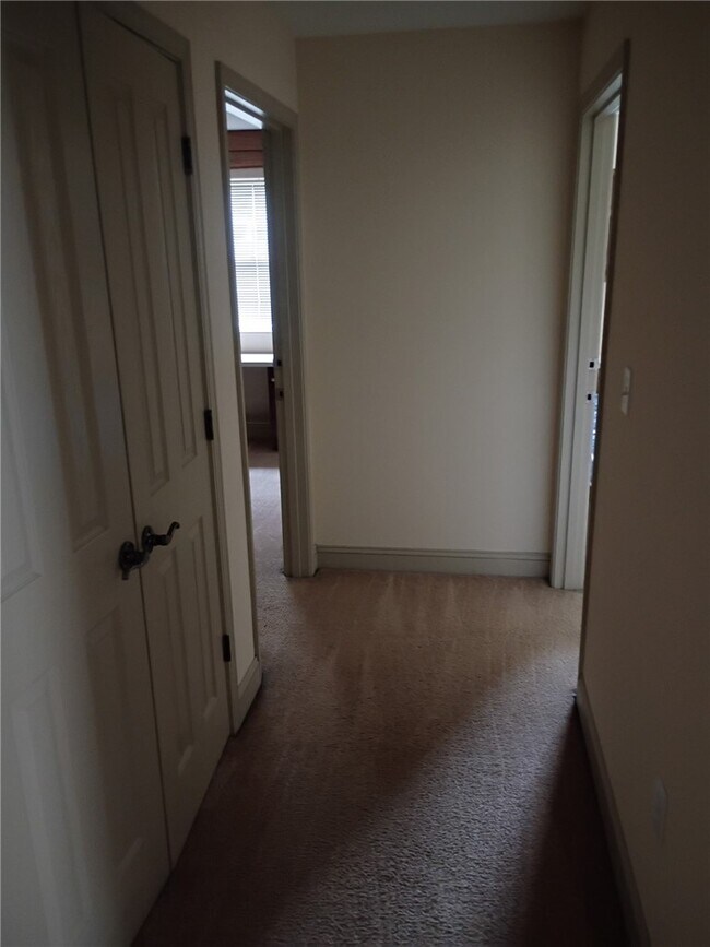 Foto del edificio - 203 Kelly Rd