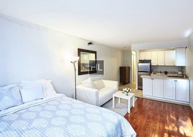 Foto del edificio - Large Studio in Gramercy - EAST 22 STREET
