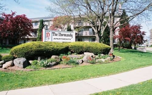 Primary Photo - 4723 Sheboygan Ave