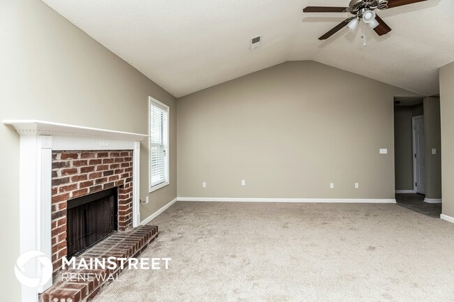 Building Photo - 831 Rosewood Cir