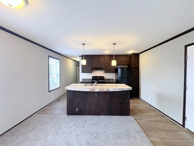 Foto del edificio - 10694 State Rte 762