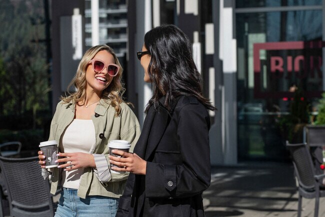 Photo du bâtiment - 641 Claremont