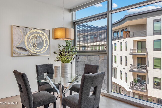 Foto del edificio - 4747 N Scottsdale Rd