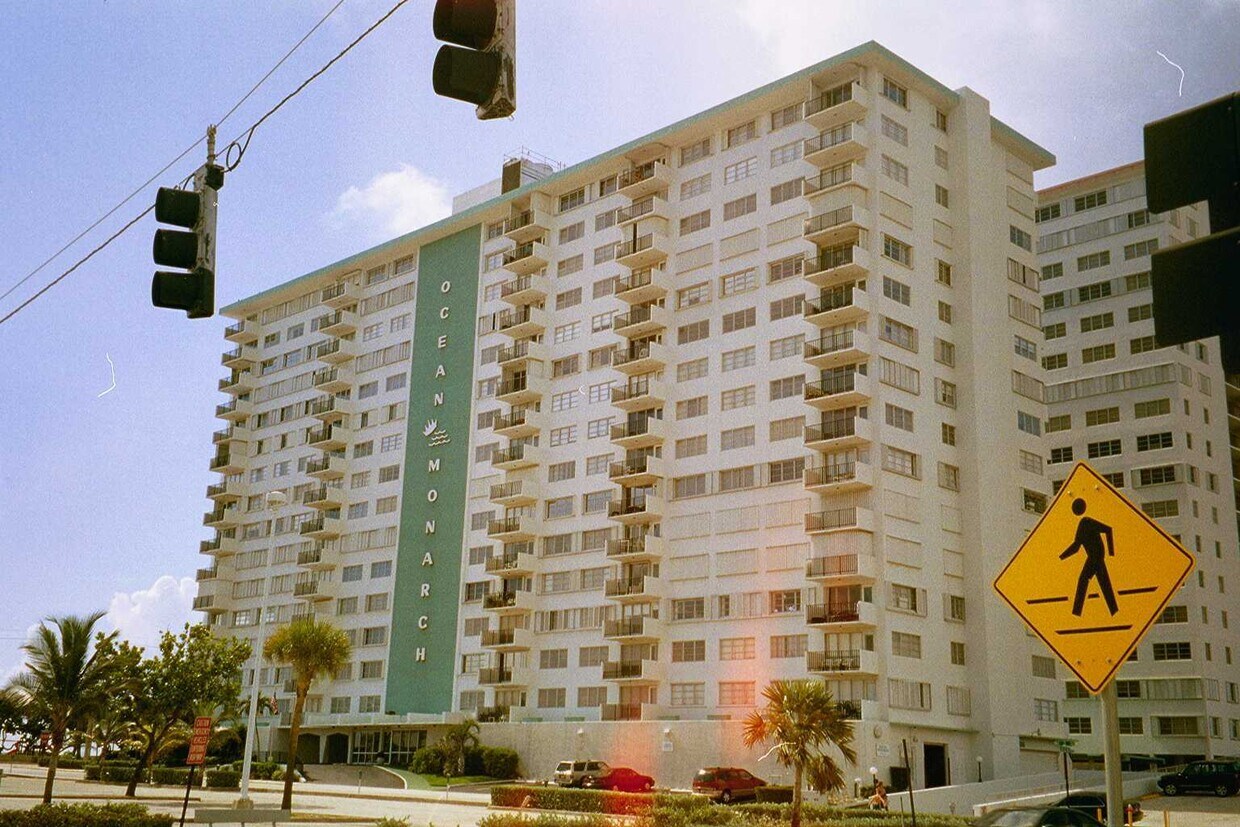 Primary Photo - Ocean Monarch