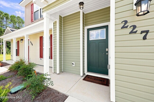 Foto del edificio - 227 Crab Claw Spit Ln