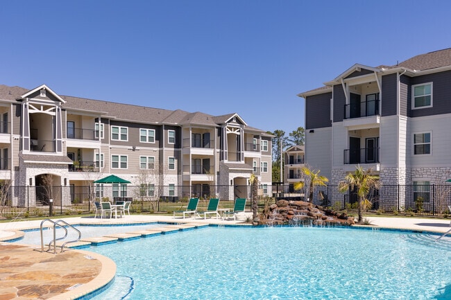 Pool - The Tennyson at Tomball