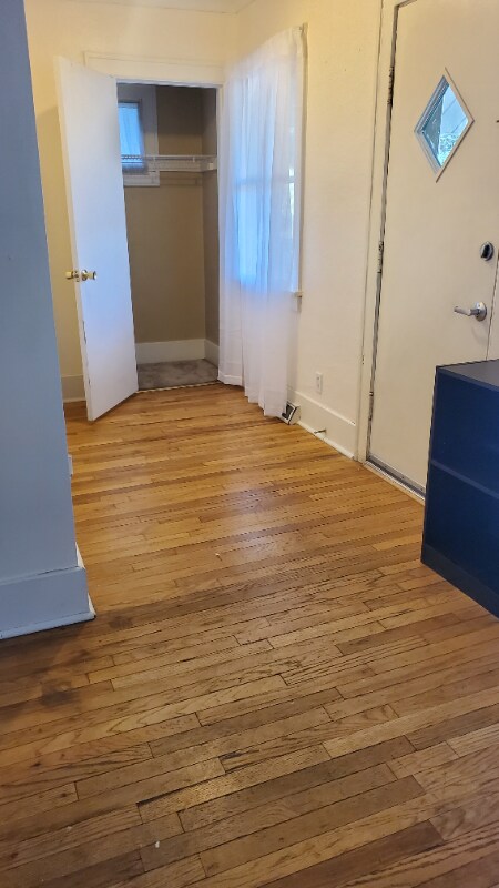 Foto del edificio - 2553 Westbrook Dr