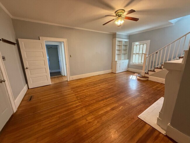 Foto del edificio - 903 Lee St N