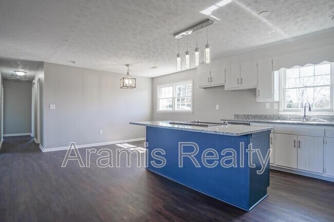 Foto del edificio - 180 White River Rd