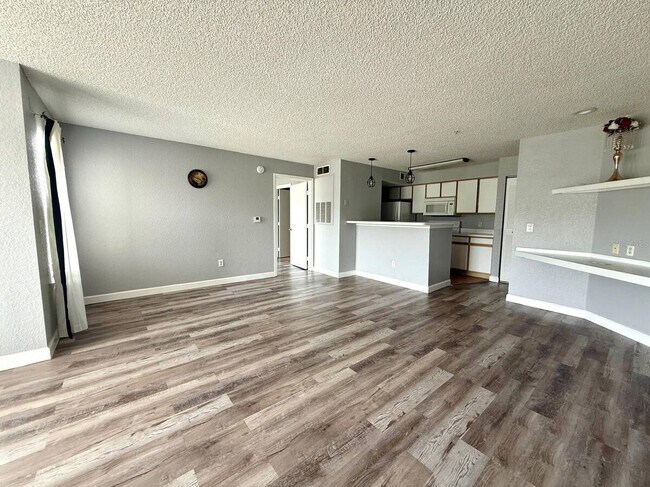 Building Photo - 2210 Grand Cayman Ct
