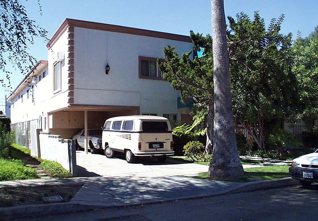 Building Photo - 5233 Tilden Ave