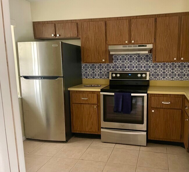 Cocina - 2302 Sunrise Blvd