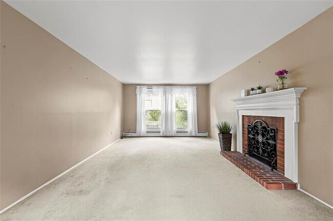 Foto del edificio - 517 Sleepy Hollow Rd