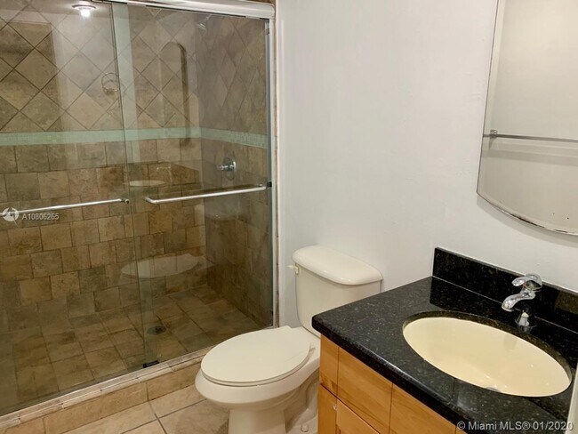 Foto del edificio - 6970 NW 186th St