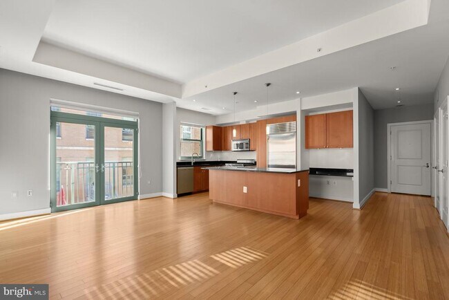 Foto del edificio - 2425 L St NW