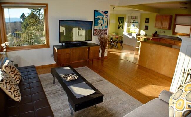 Foto del edificio - 4109 NE 19th Ave