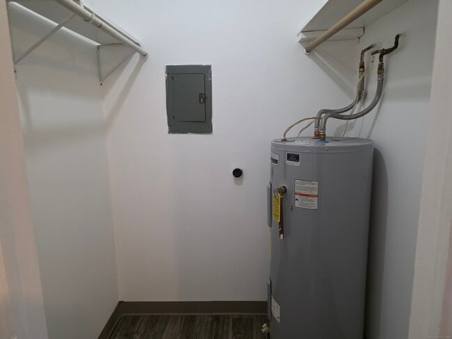 Building Photo - 26 Crandall Hill Rd