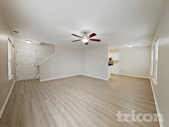 Building Photo - 3000 Grand Look Ct