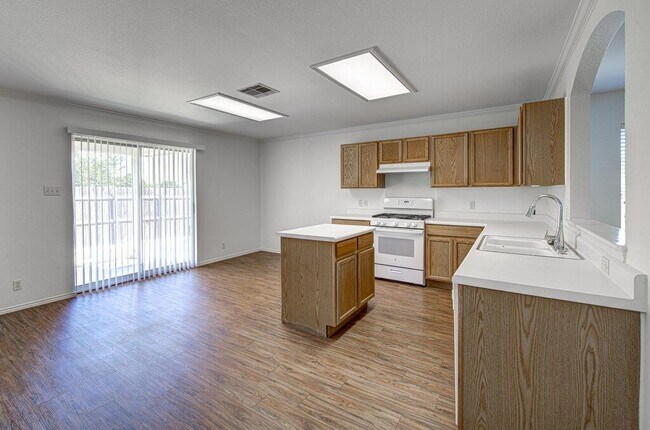 Foto del edificio - 207 Brentwood Dr