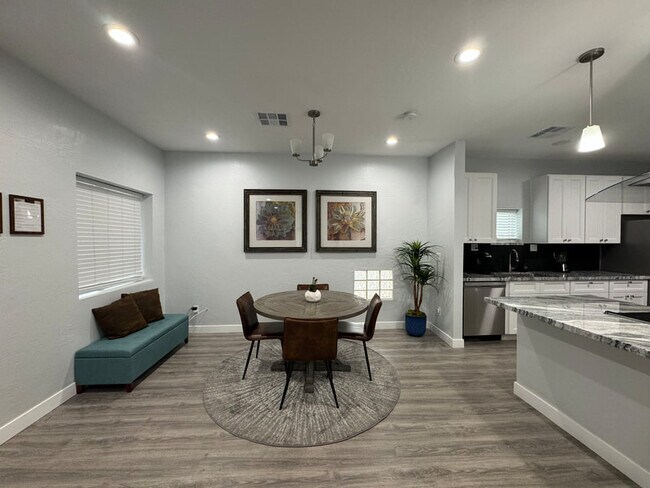 Foto del edificio - 2331 N Richland St