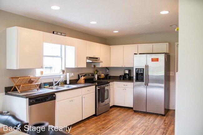 Building Photo - 4 br, 2 bath House - 352 Brookwood Blvd